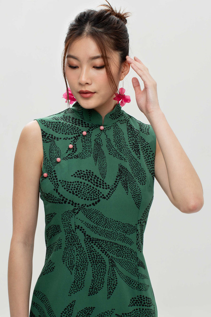 Nancy Cheongsam - Leaf Green – Dotted Line